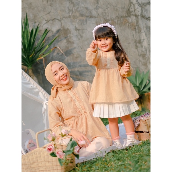 atasan baju lebaran renda ibu dan anak / TASYA TOP