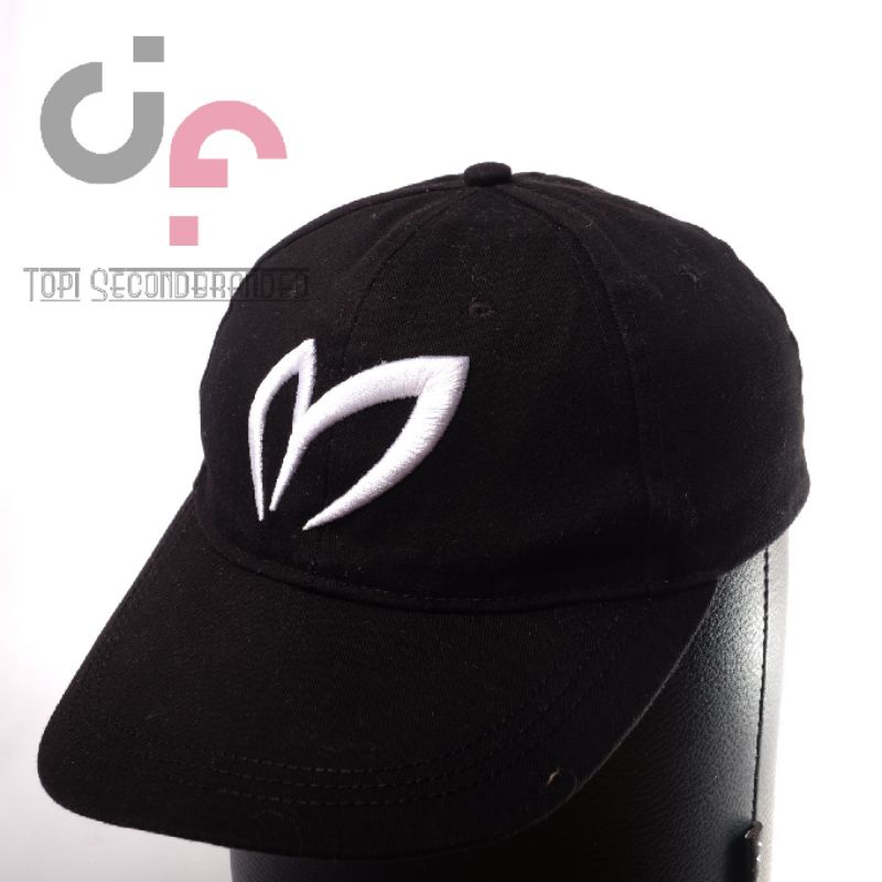 Topi Cap merk Shoopen Accecories logo M Master Bunny Editiom warna hitam , Prelove Bekas Second Orig