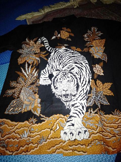 Hem Batik Solo Pria Full Furing Lengan Panjang Macan Putih