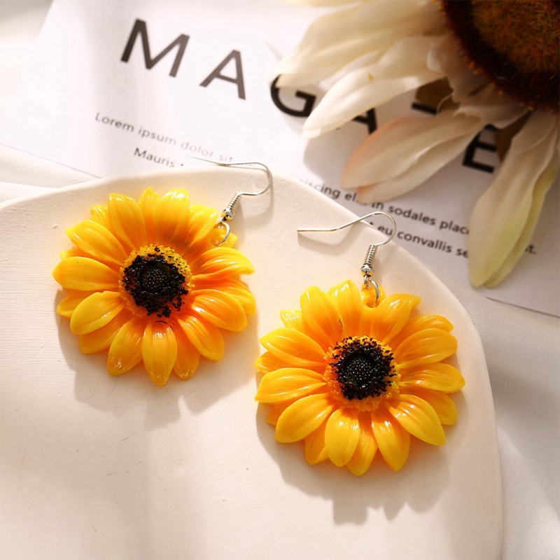 Anting Kait Desain Bunga Matahari Warna Kuning Gaya Korea Untuk Musim Panas