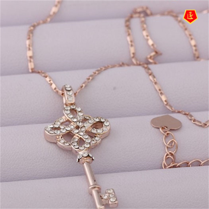 [Ready Stock]Korean Style Rose Gold Key-Shaped Necklace Full Diamond Pendant Simple Fashion