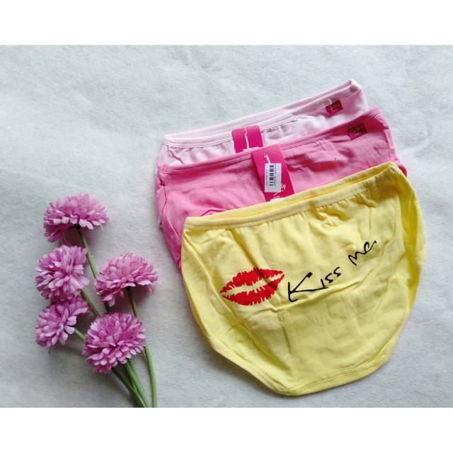 Celana dalam wanita lydyly