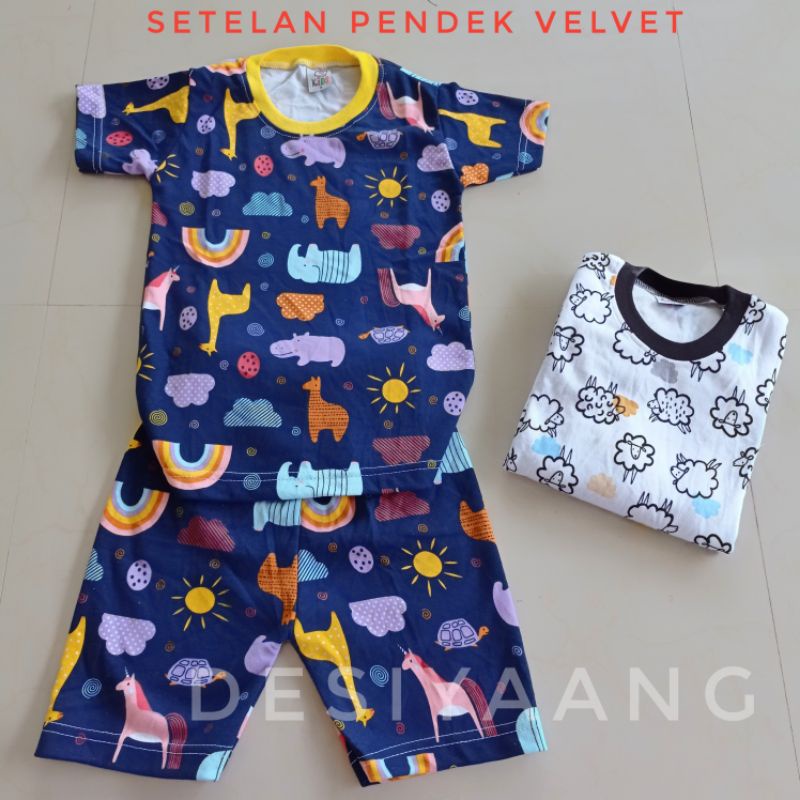 setelan anak laki laki Qkids Size S (Usia 3-4 tahun) Lengan pendek Celana Pendek bahan Libby Velvet junior-5