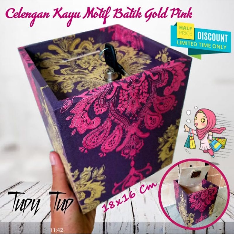 Celengan kayu motif batik gold pink