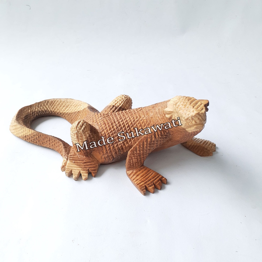 Kerajinan Patung kayu komodo hiasan ukiran biawak handmade bali