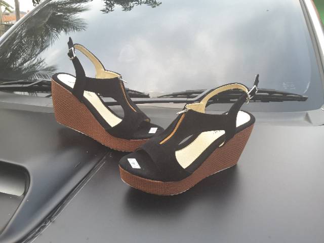 SENDAL WEDGES DV120 HITAM (REALPICT GESER) sleting tali