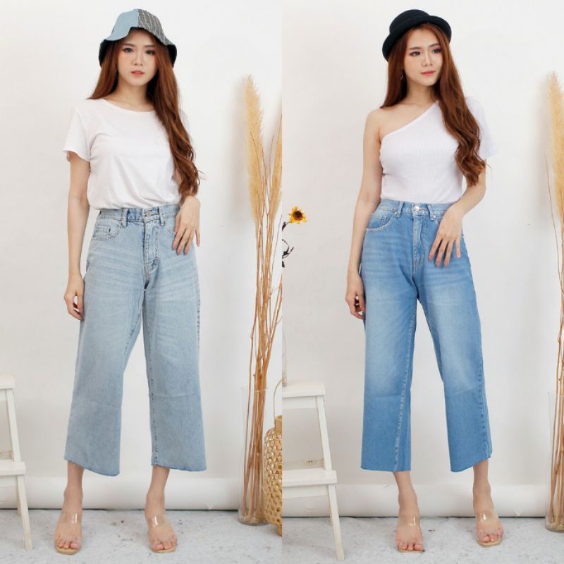 UPGRADE JEANS  CELANA KULOT JEANS UNIQLO UNFINISH ( PINGGANG KARET )