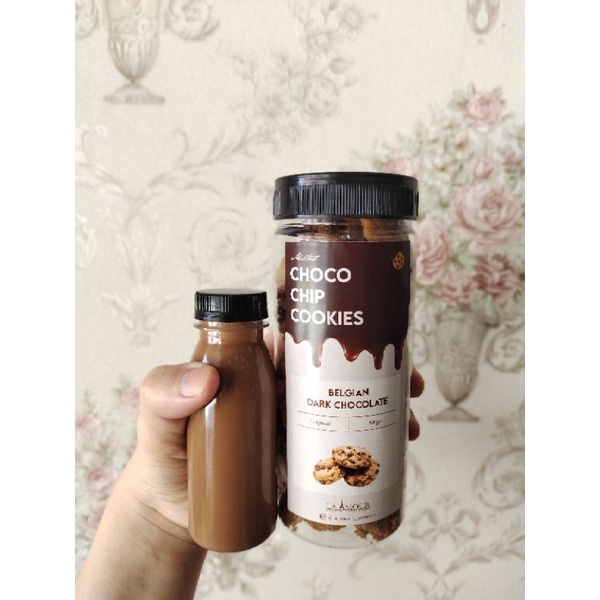 

Melted Belgian chocochip cookies