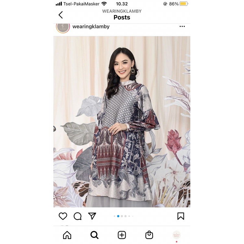 celebes tunic in aurora sky