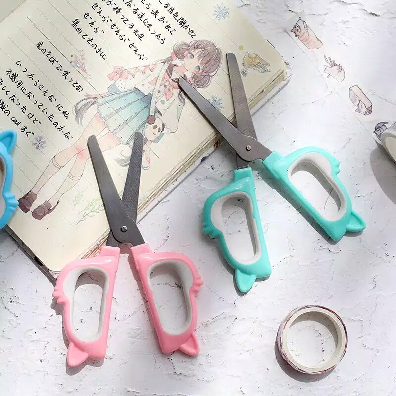 

Gunting Kertas Kawaii Deli Scissor Squirrel