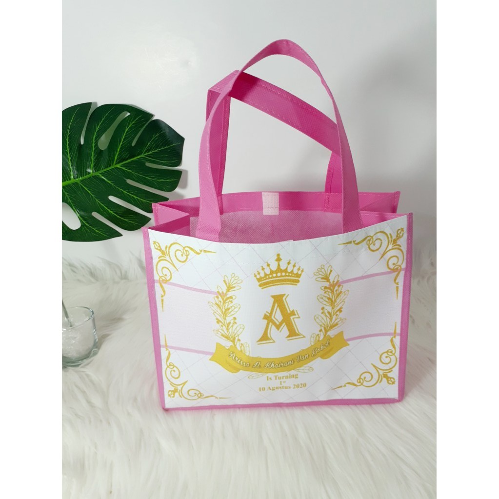 

Tas Ultah Kotak Custom ukuran