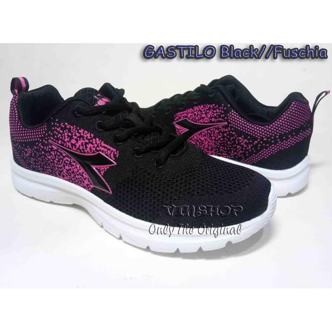 TERLARIS SEPATU DIADORA GASTILLO, BLACK FUSHIA. WOMEN. DIAX8F0904BF. ORIGINAL - HITAM, 36 SALE