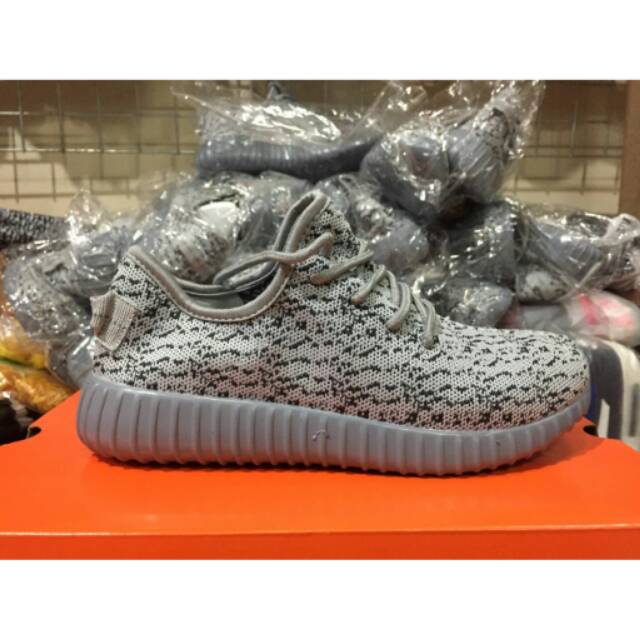 Sepatu adidas yezzy import premium