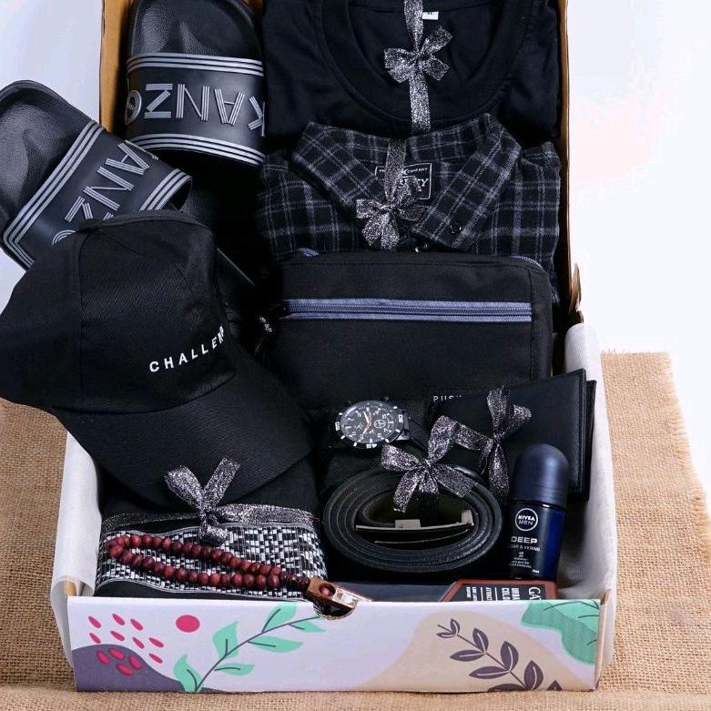 

Termurah Hempers Kado Ultah isi Kemeja Cowok Ulang tahun/hadiah wisuda/hampers lebaran/kado anniversary