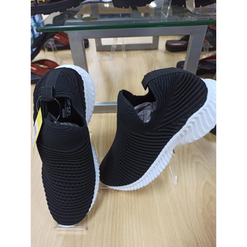 DIESEL HOUSE SEPATU WANITA REMAJA/ SKU-08081362/ ART- MARA BLACK