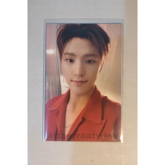 Photocard Dino Seventeen Fleece Anorak