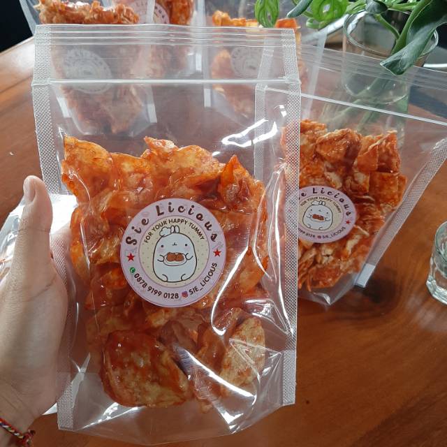 

Keripik kentang, emping dan opak