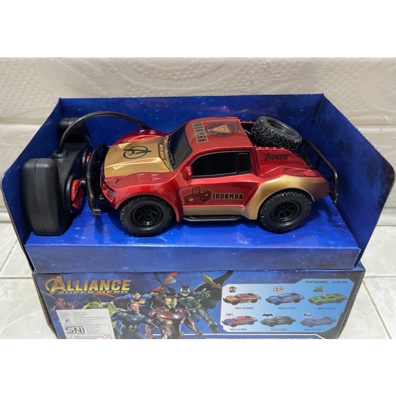 Mainan mobil remote control / Mobil Super Hero avengers