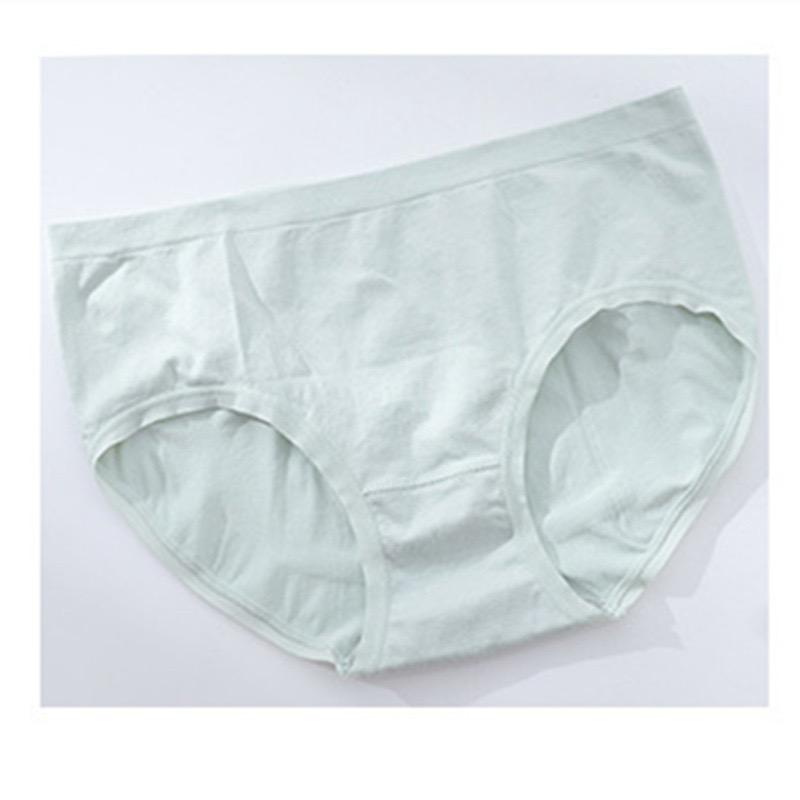 LINGERIEMASTER - (C-22) [Set Kotak 4pcs] TERMURAH Celana dalam antibakteri graphene wanita Pakaian Dalam CD Seamless BISA COD-5