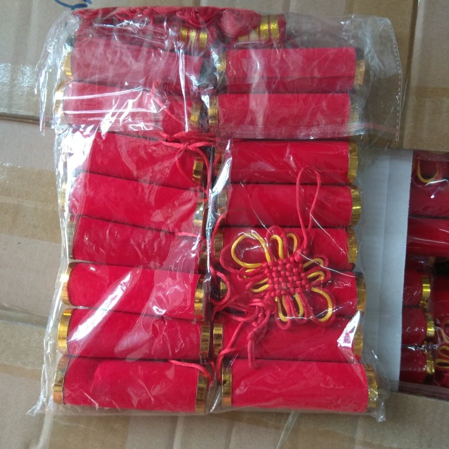 HIASAN IMLEK PETASAN GANTUNG  BLUDRU MERAH POLOS