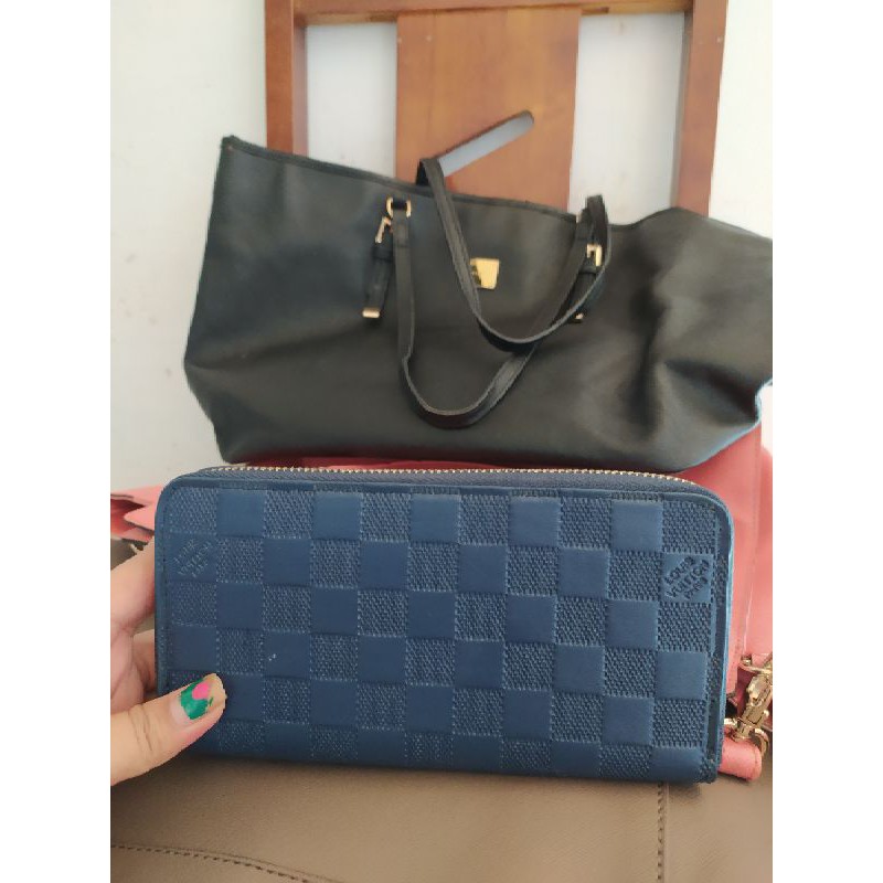 dompet lv