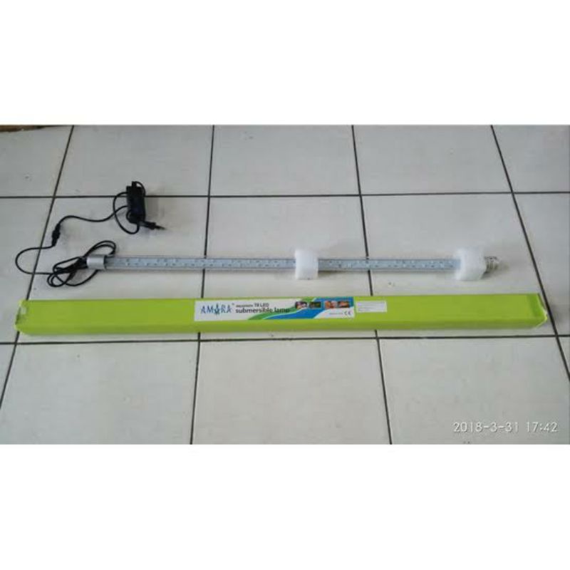 lampu tanning / lampu tening  arwana dan louhan lohan amara t8 aa600 60 cm