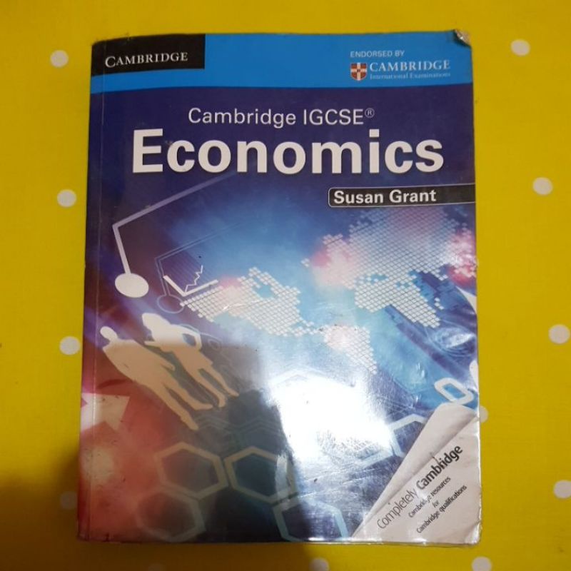 PRELOVED CAMBRIDGE IGCSE ECONOMICS COURSEBOOK