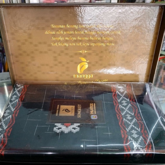 Sarung mangga songket