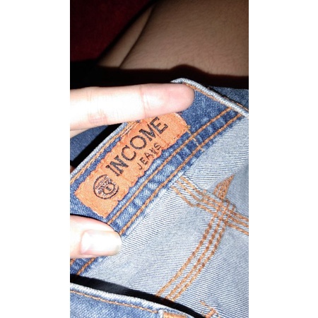 PRELOVED JEANS INCOME