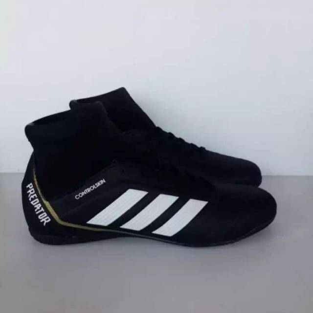 SEPATU FUTSAL MURAH KUALITAS TERJAMIN TOKO BARU