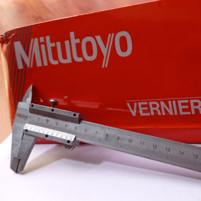 

ST | jangka sorong-vernier caliper MITUTOYO 530-104 N 6"P