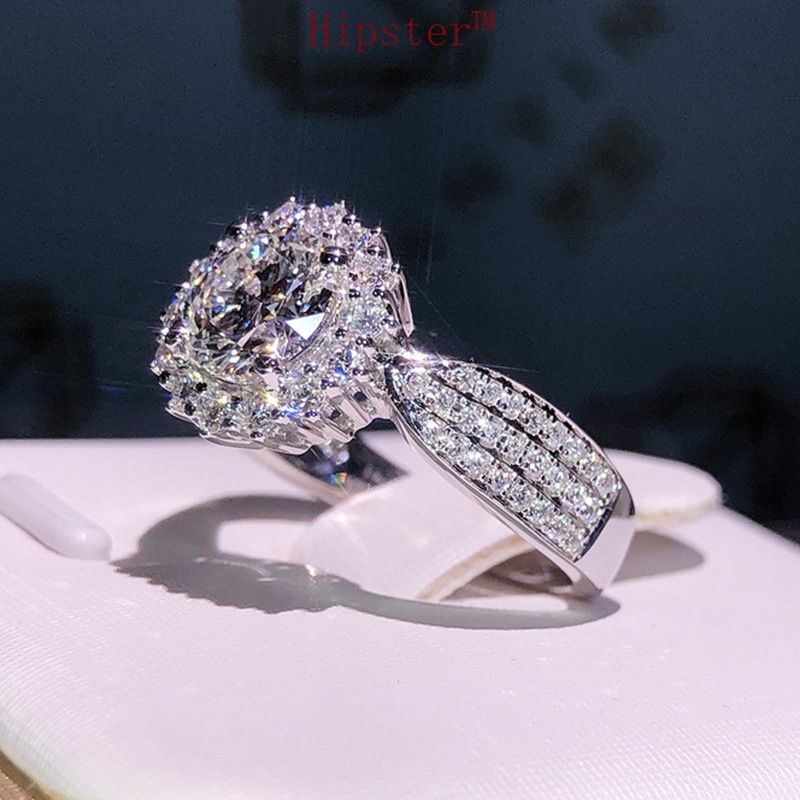 Exquisite Moissanite Ring Fashion Accessories for Women