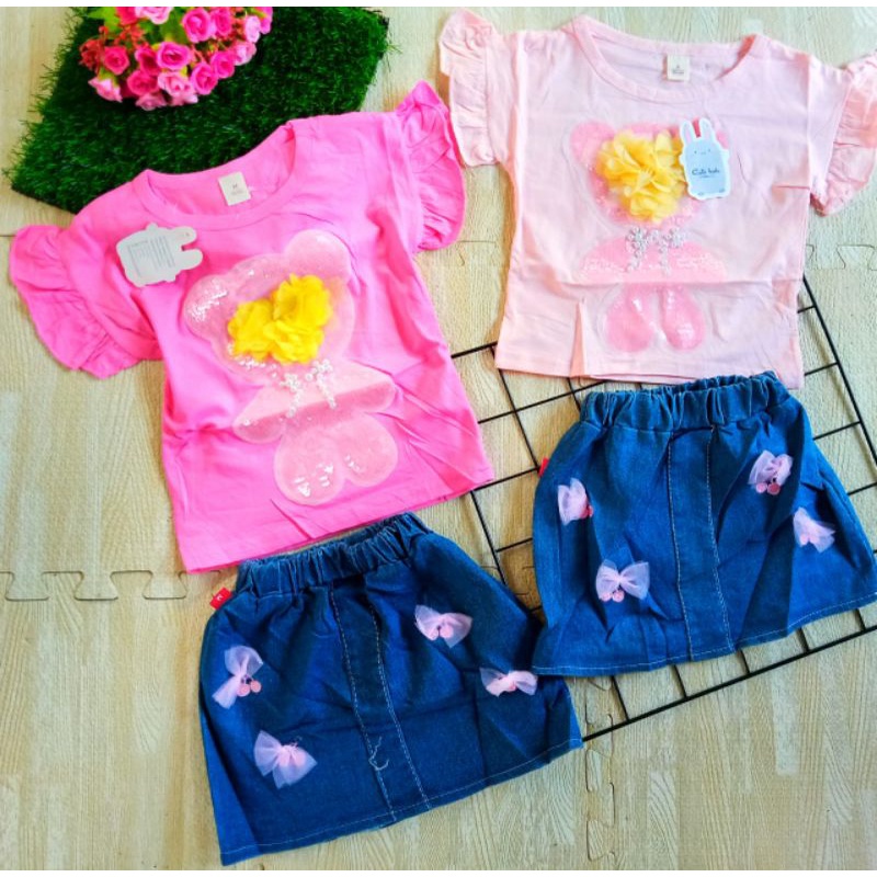 SETELAN ROK JEANS ANAK CEWEK IMPORT 1-5 TAHUN BEAR/ SETELAN ROK JEANS PENDEK ANAK PEREMPUAN IMPORT PREMIUM PERGI JALAN LUCU