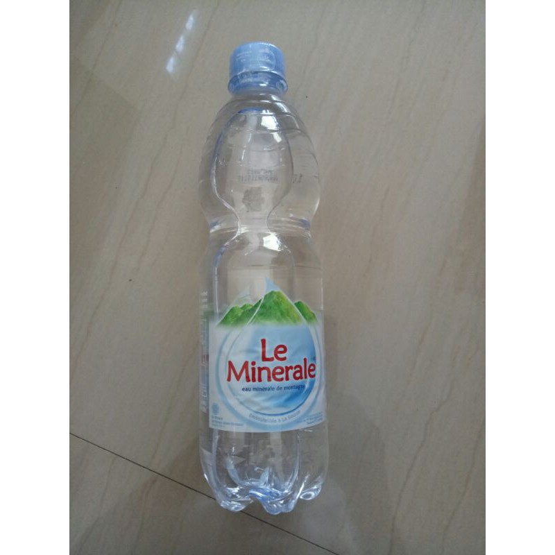 

air minum le minerale 600ml