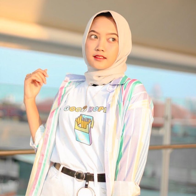 TEES SMILE CIGARETTES (UNISEX)