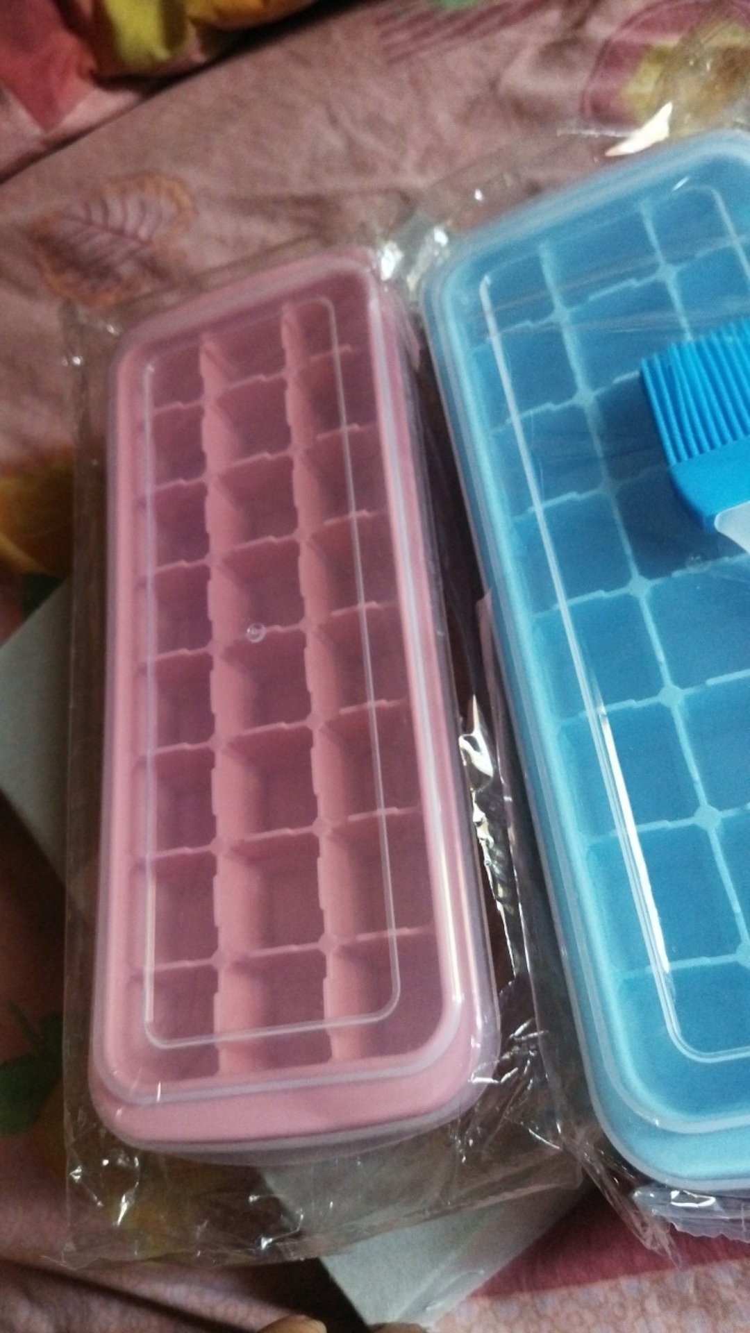 Cetakan Es Batu Silikon 36 Cube Dengan Tutup Elastis