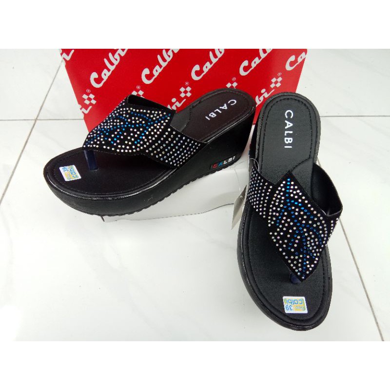 Sandal Calbi Wedges Japit Daun