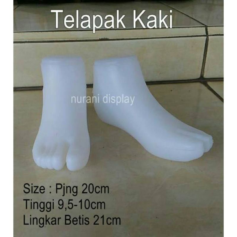 Manekin Telapak Kaki Dapat Sepasang