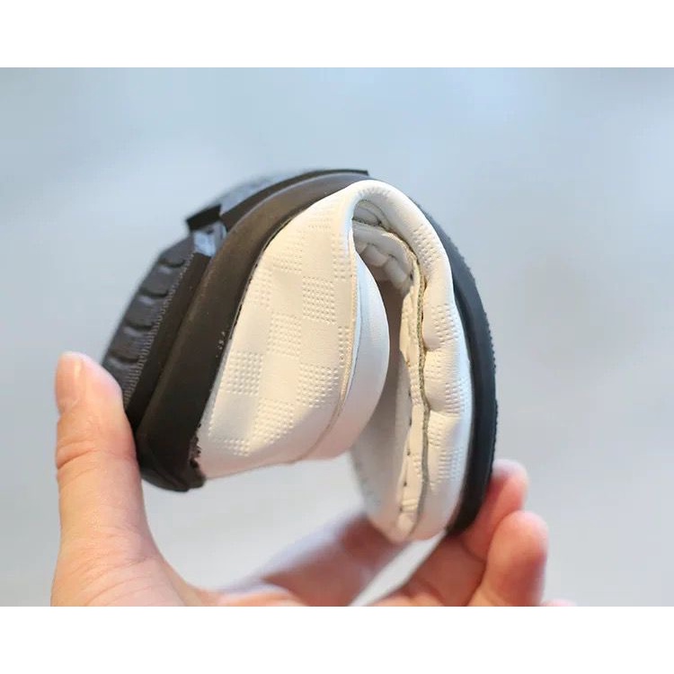 (Kiddiwear) Sepatu Sandal Fantofel Anak Laki-Laki MBK102