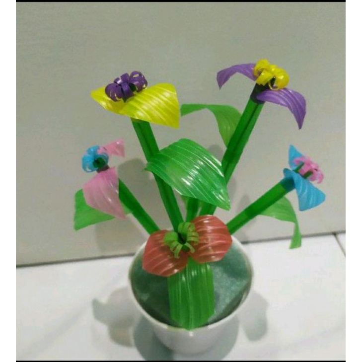 bunga sedotan - bunga sedotan dengan vas - bunga dari sedotan dengan pot  - kerajinan tangan - bunga