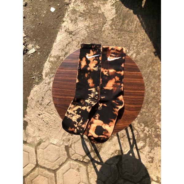 Kaos Kaki Olahraga Nike Sport Bleach TieDye