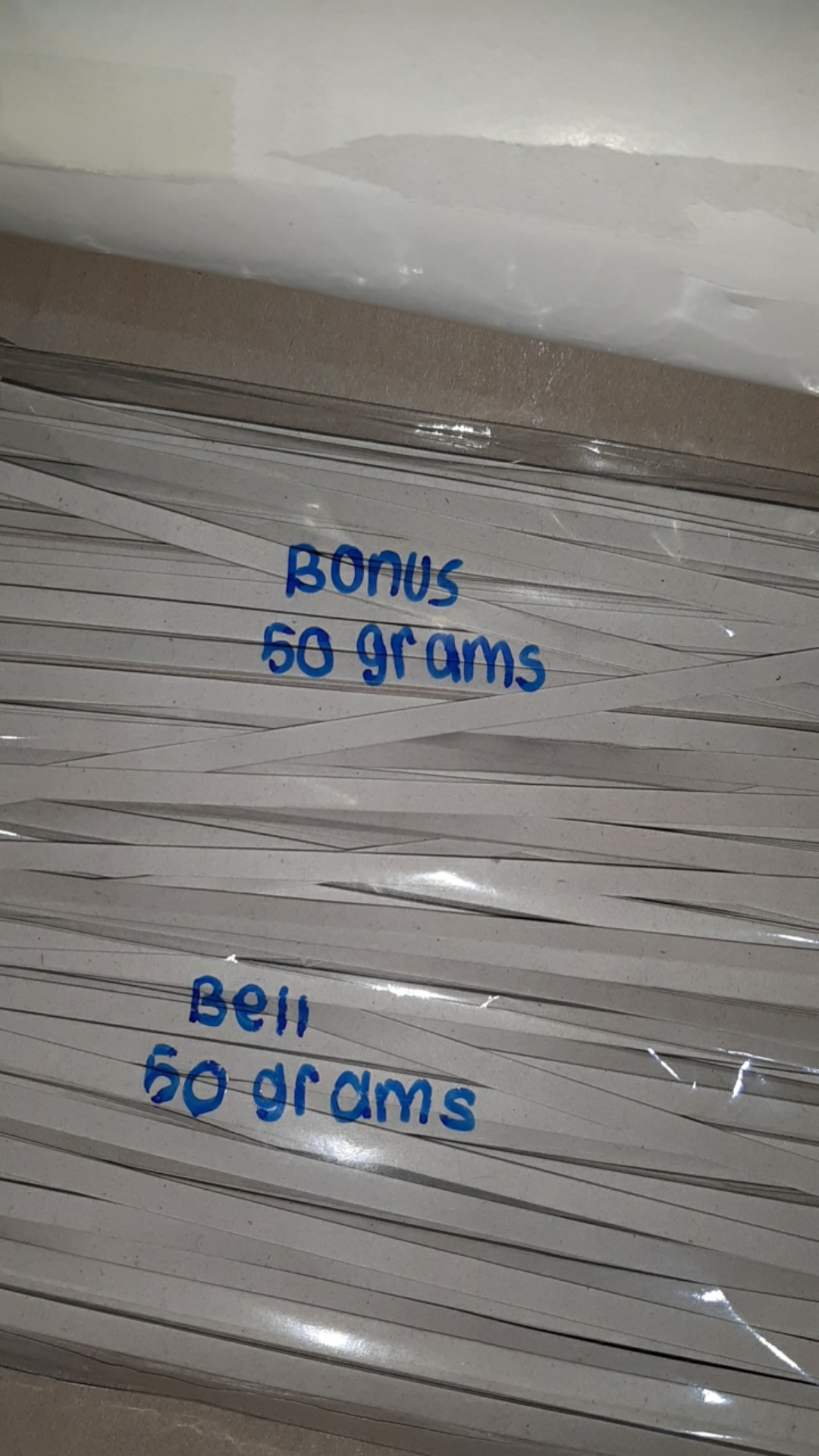 [ 20 Grams ]shredded Paper/ Kertas Cacah/ Gift Box Filler/ Isian Parcel (dark Brown)