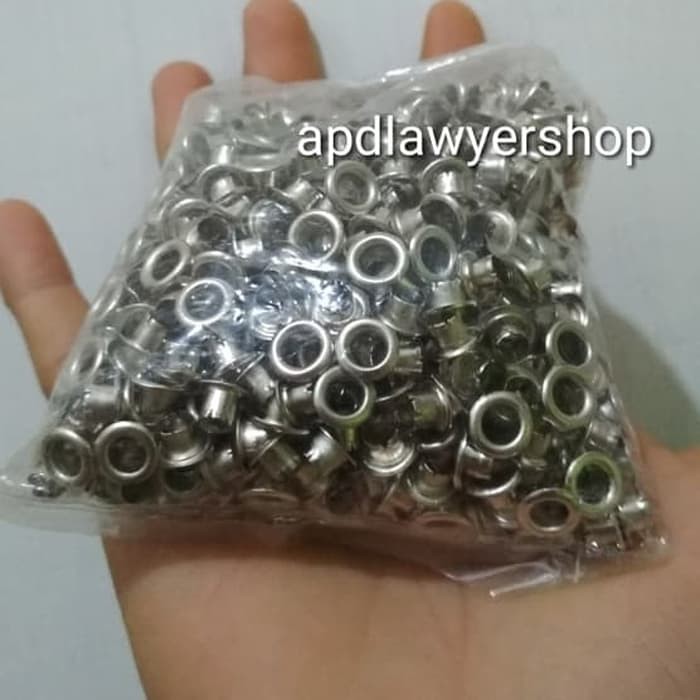

Ring Mata Ayam sebungkus isi 300pcsan warna Nickel Perak Paket 1 Bks