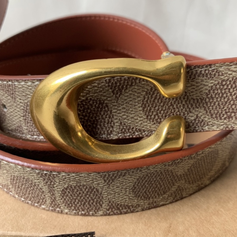 COACH Belt Woman Sculpted Signature Reversible Belt In Signature Canvas