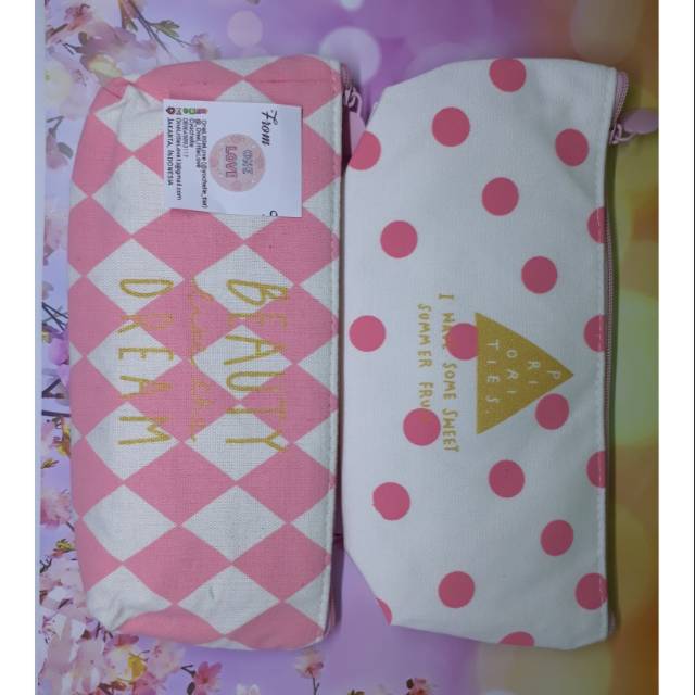 

Pencil Case / Tempat Pensil / Kantong Make-up