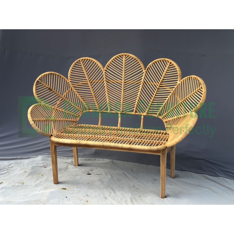 SOFA ROTAN BUNGA KAKI KAYU TERMURAH DEKORASI PELAMINAN TUNANGAN FURNITURE JEPARA
