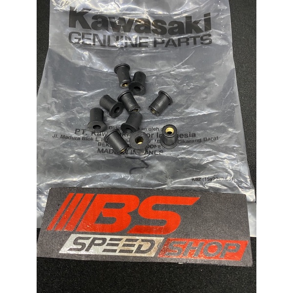 MUR KARET WINDSHIELD FAIRING VISOR NINJA RR OLD/ZX R SS Harga SATUAN