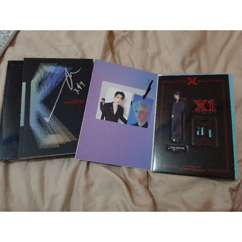 ALBUM MWAVE X1 SIGNED BY CHO SEUNGYOUN