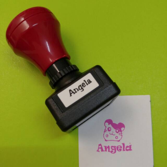 

Stempel nama karakter