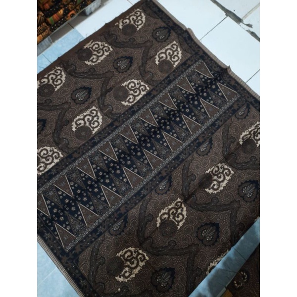 Sarung batik kwalitas bagus batik solo batik sragen batik Indonesia budaya Indonesia batik katun